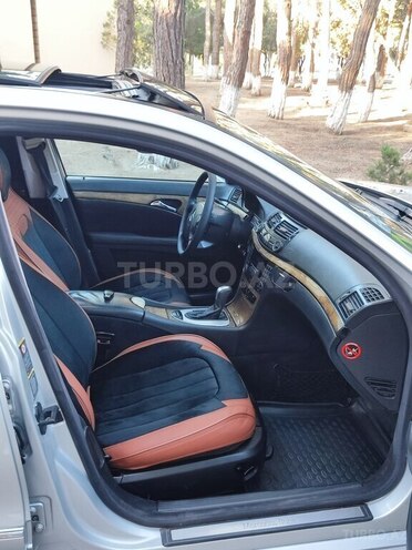 Mercedes E 270 2002, 236,945 km - 2.7 l - Bakı
