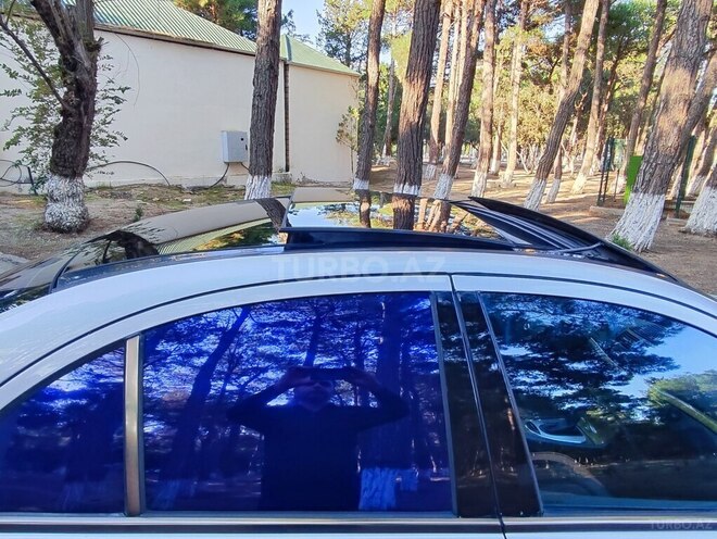Mercedes E 270 2002, 236,945 km - 2.7 l - Bakı