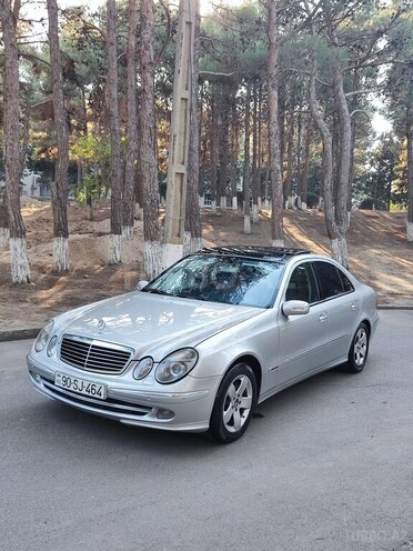 Mercedes E 270 2002, 236,945 km - 2.7 l - Bakı