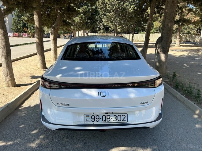 Changan Qiyuan A05 2025, 0 km - 1.5 л - Bakı