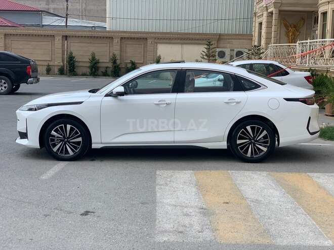 Changan Qiyuan A05 2025, 0 km - 1.5 l - Xırdalan