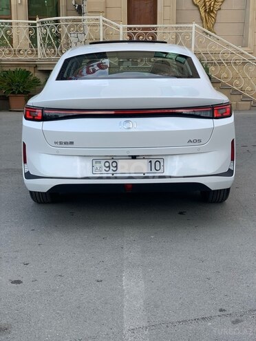 Changan Qiyuan A05 2025, 0 km - 1.5 l - Xırdalan