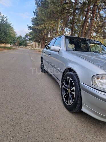 Mercedes C 230 1999, 265,000 km - 2.3 л - Beyləqan