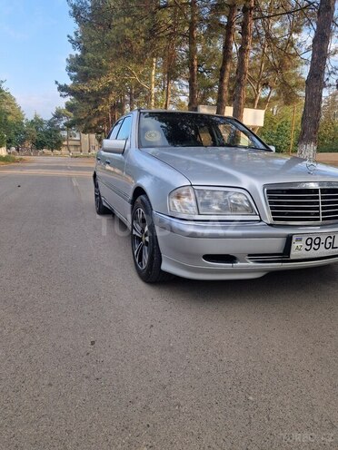 Mercedes C 230 1999, 265,000 km - 2.3 л - Beyləqan