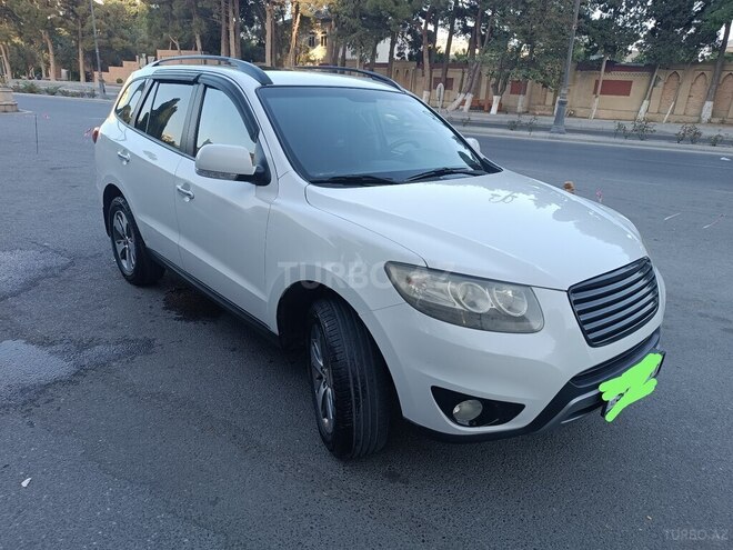 Hyundai Santa Fe-1