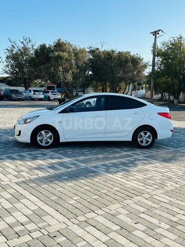 Hyundai Accent 2013, 159,800 km - 1.6 l - Cəlilabad