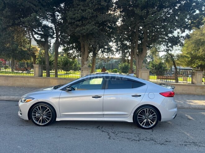 Hyundai Elantra 2017, 135,724 km - 1.6 l - Bakı