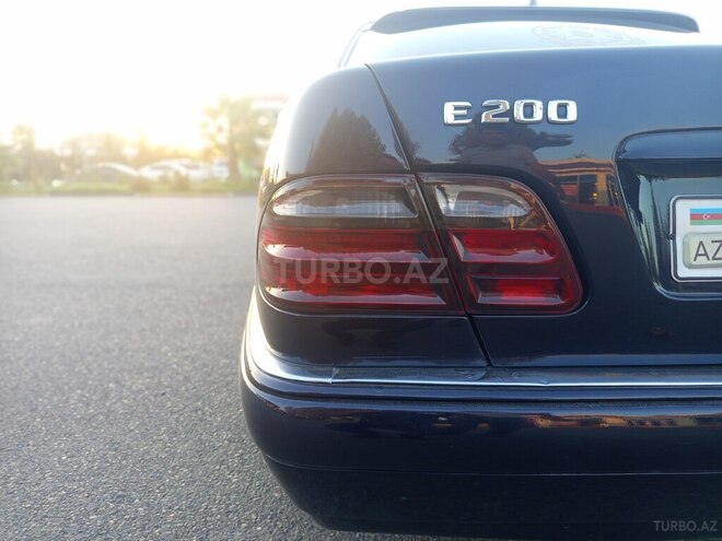 Mercedes E 200 1996, 330,000 km - 2.0 л - Şirvan