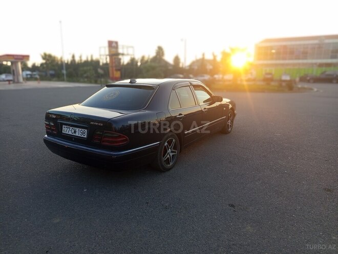 Mercedes E 200 1996, 330,000 km - 2.0 л - Şirvan