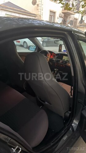 BMW 525 2005, 236,000 km - 2.5 l - Bakı