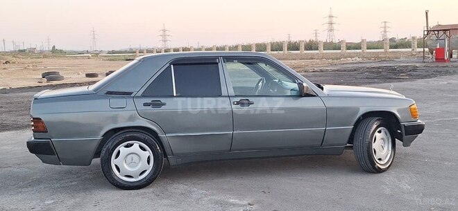 Mercedes 190 1990, 245,000 km - 2.0 l - Bakı