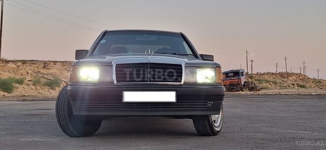Mercedes 190 1990, 245,000 km - 2.0 l - Bakı