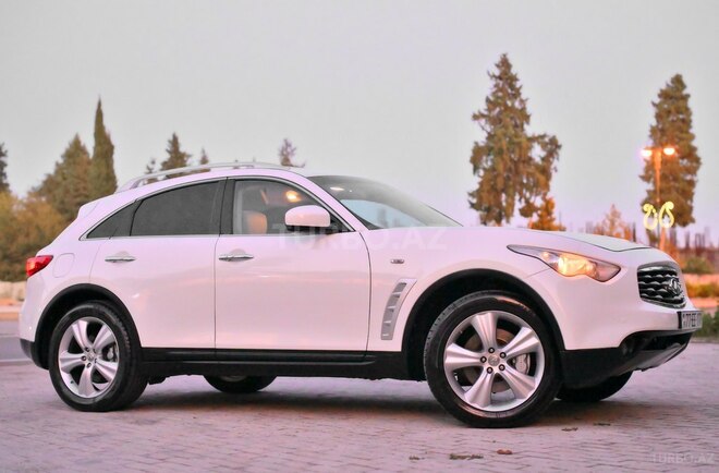 Infiniti FX35 2008, 300,000 km - 3.5 l - İmişli