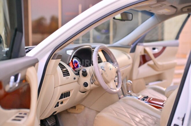 Infiniti FX35 2008, 300,000 km - 3.5 l - İmişli