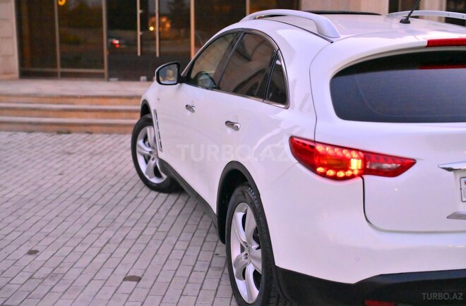 Infiniti FX35 2008, 300,000 km - 3.5 l - İmişli