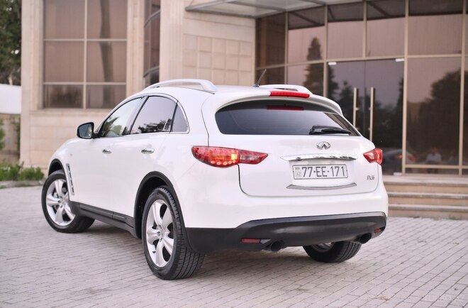 Infiniti FX35 2008, 300,000 km - 3.5 l - İmişli
