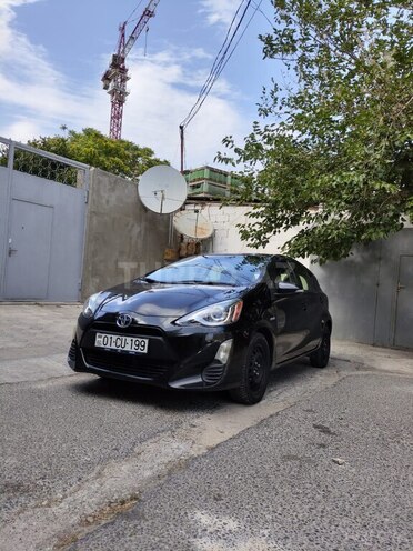 Toyota Prius C 2016, 259,104 km - 1.5 l - Bakı