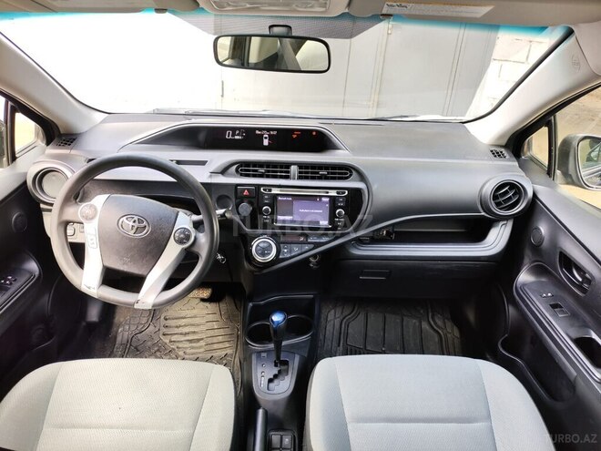 Toyota Prius C 2016, 259,104 km - 1.5 l - Bakı