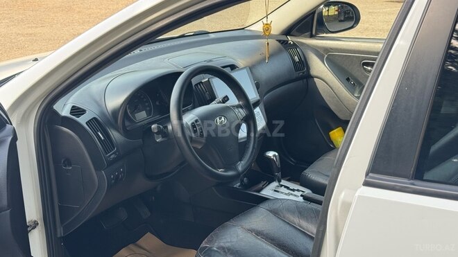 Hyundai Elantra 2009, 243,000 km - 2.0 л - Bakı