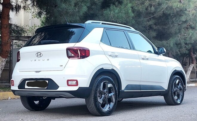 Hyundai Venue 2024, 38,000 km - 1.6 l - Bakı