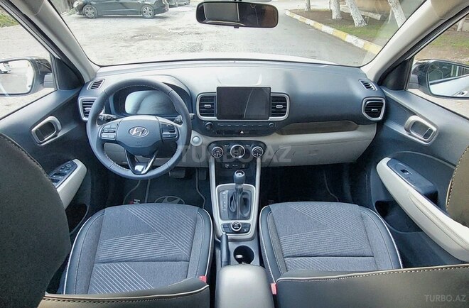 Hyundai Venue 2024, 38,000 km - 1.6 l - Bakı