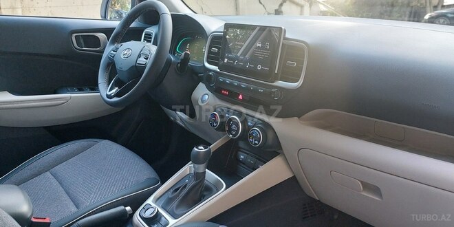 Hyundai Venue 2024, 38,000 km - 1.6 l - Bakı