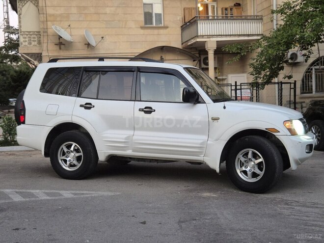 Mitsubishi Pajero 2000, 315,000 km - 3.5 l - Bakı