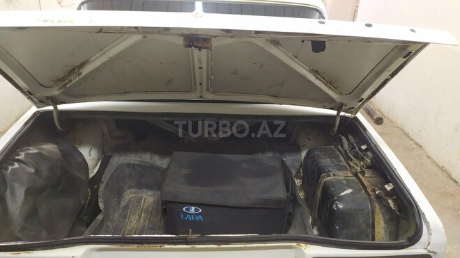 LADA (VAZ) 2107 2008, 99,999 km - 1.6 l - Salyan