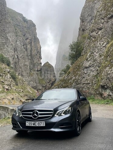 Mercedes E 220 2015, 194,000 km - 2.1 л - Quba