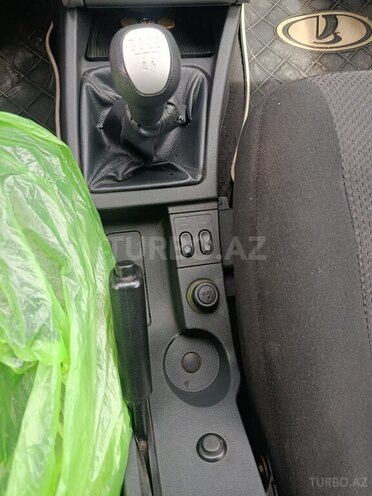 LADA (VAZ) Priora-19