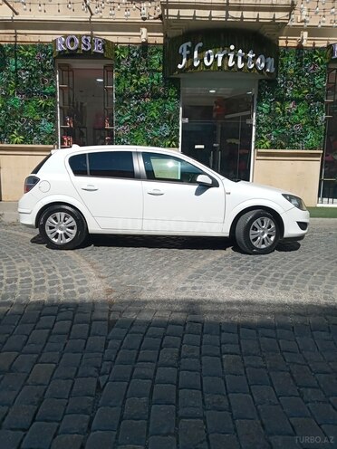 Opel Astra 2009, 458,000 km - 1.4 l - Bakı