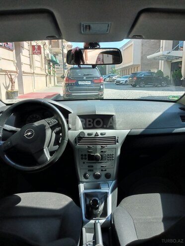 Opel Astra 2009, 458,000 km - 1.4 l - Bakı