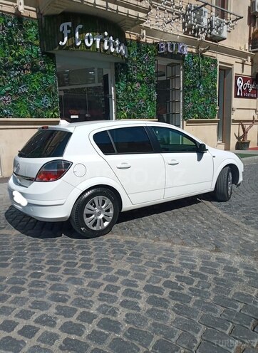 Opel Astra 2009, 458,000 km - 1.4 l - Bakı