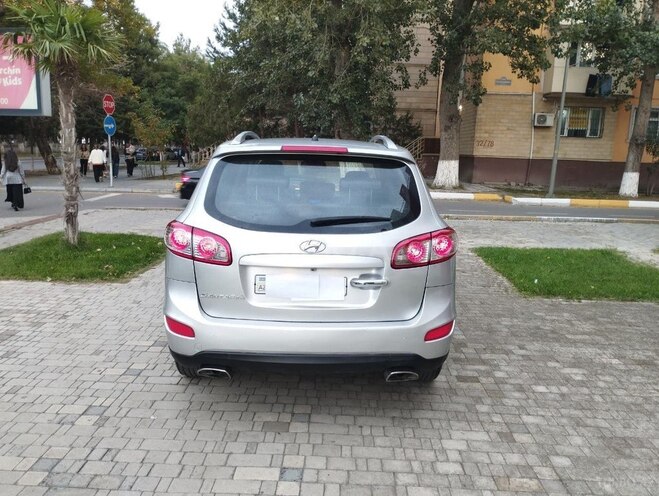 Hyundai Santa Fe 2010, 245,000 km - 2.0 л - Bakı