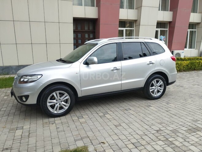 Hyundai Santa Fe 2010, 245,000 km - 2.0 л - Bakı