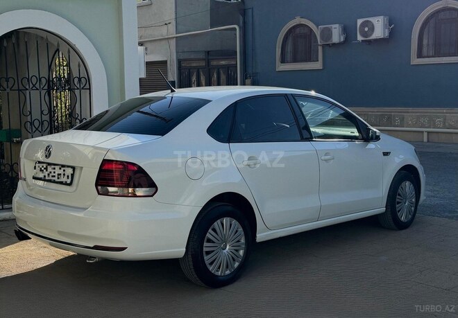Volkswagen Polo 2019, 108,000 km - 1.6 l - Bakı