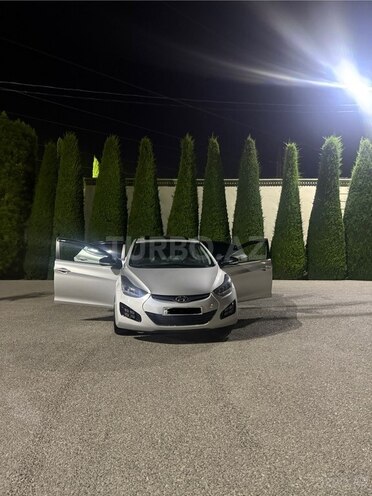 Hyundai Elantra 2015, 257,495 km - 1.8 l - Bakı