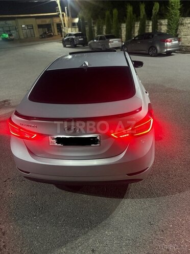 Hyundai Elantra 2015, 257,495 km - 1.8 l - Bakı