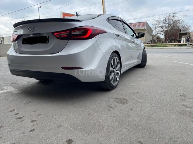 Hyundai Elantra 2015, 257,495 km - 1.8 l - Bakı