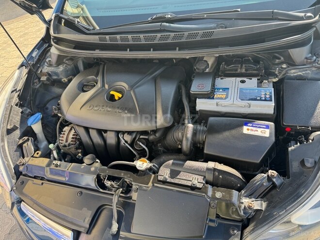 Hyundai Elantra 2015, 144,000 km - 1.8 л - Bakı