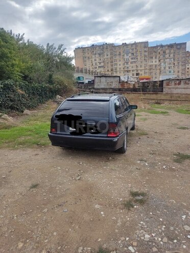 Mercedes C 220 1999, 123,400 km - 2.2 л - Bakı