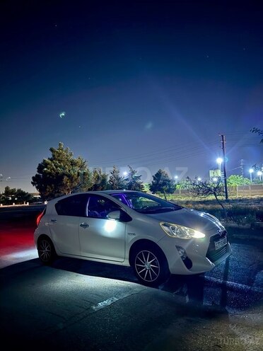 Toyota Aqua 2016, 79,000 km - 1.5 l - Bakı