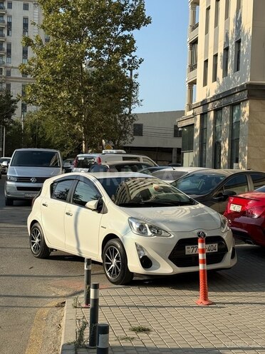 Toyota Aqua 2016, 79,000 km - 1.5 l - Bakı