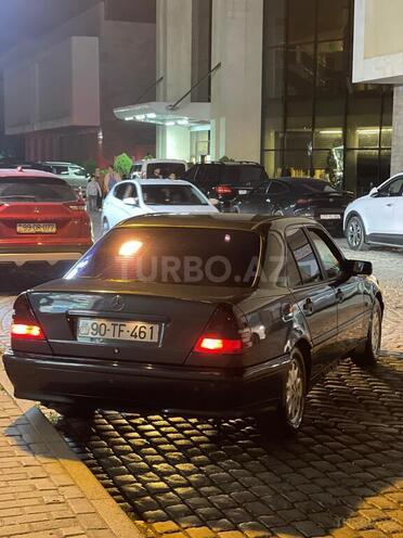 Mercedes C 220 1999, 370,000 km - 2.2 л - Bakı