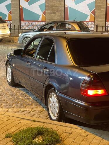 Mercedes C 220 1999, 370,000 km - 2.2 л - Bakı