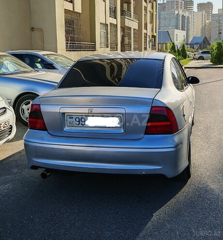 Opel Vectra 2000, 360,000 km - 2.0 l - Bakı
