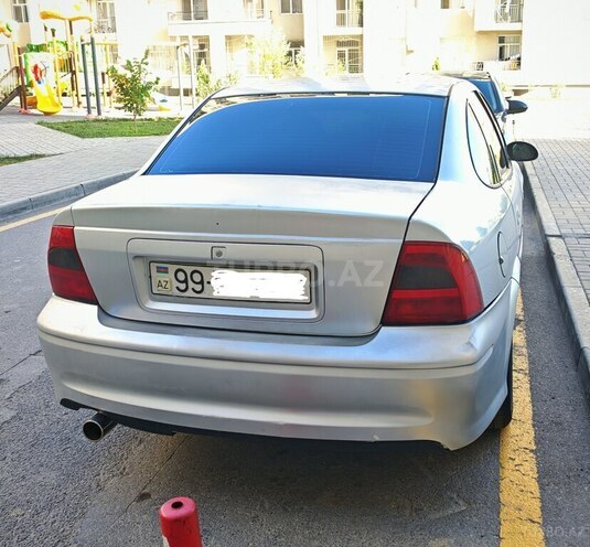 Opel Vectra 2000, 360,000 km - 2.0 l - Bakı