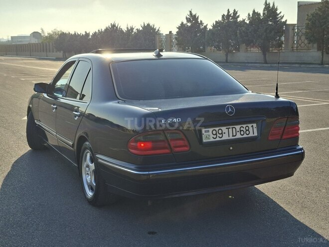Mercedes E 240 1999, 287,000 km - 2.6 l - Bakı