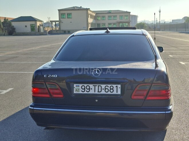 Mercedes E 240 1999, 287,000 km - 2.6 l - Bakı