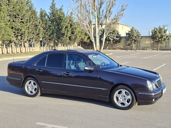 Mercedes E 240 1999, 287,000 km - 2.6 l - Bakı